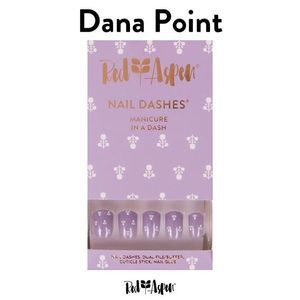 NIB Red Aspen "Dana on Point" Nails – Short Square Purple Floral Print
